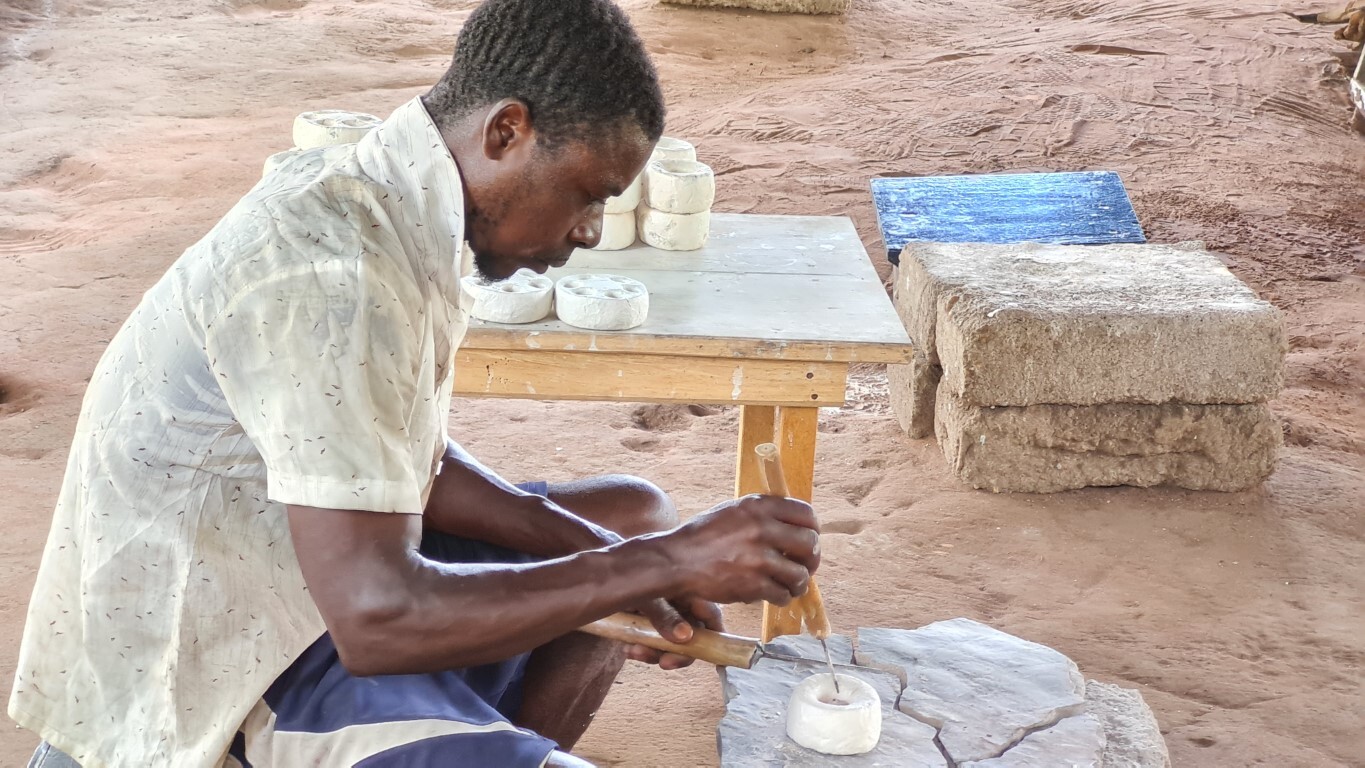 Auch die Formen sind handgemacht — Foto: Christiane Reitshammer