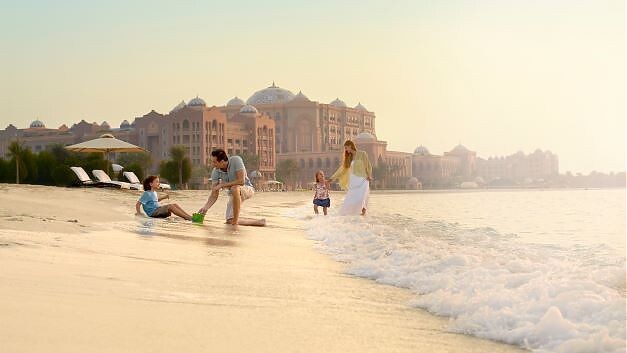 Emirates Palace Beach — Foto: DCT Abu Dhabi  