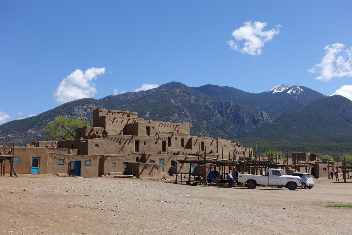 Lehmziegelhäuser in Taos Pueblo — Foto: Susanna Hagen