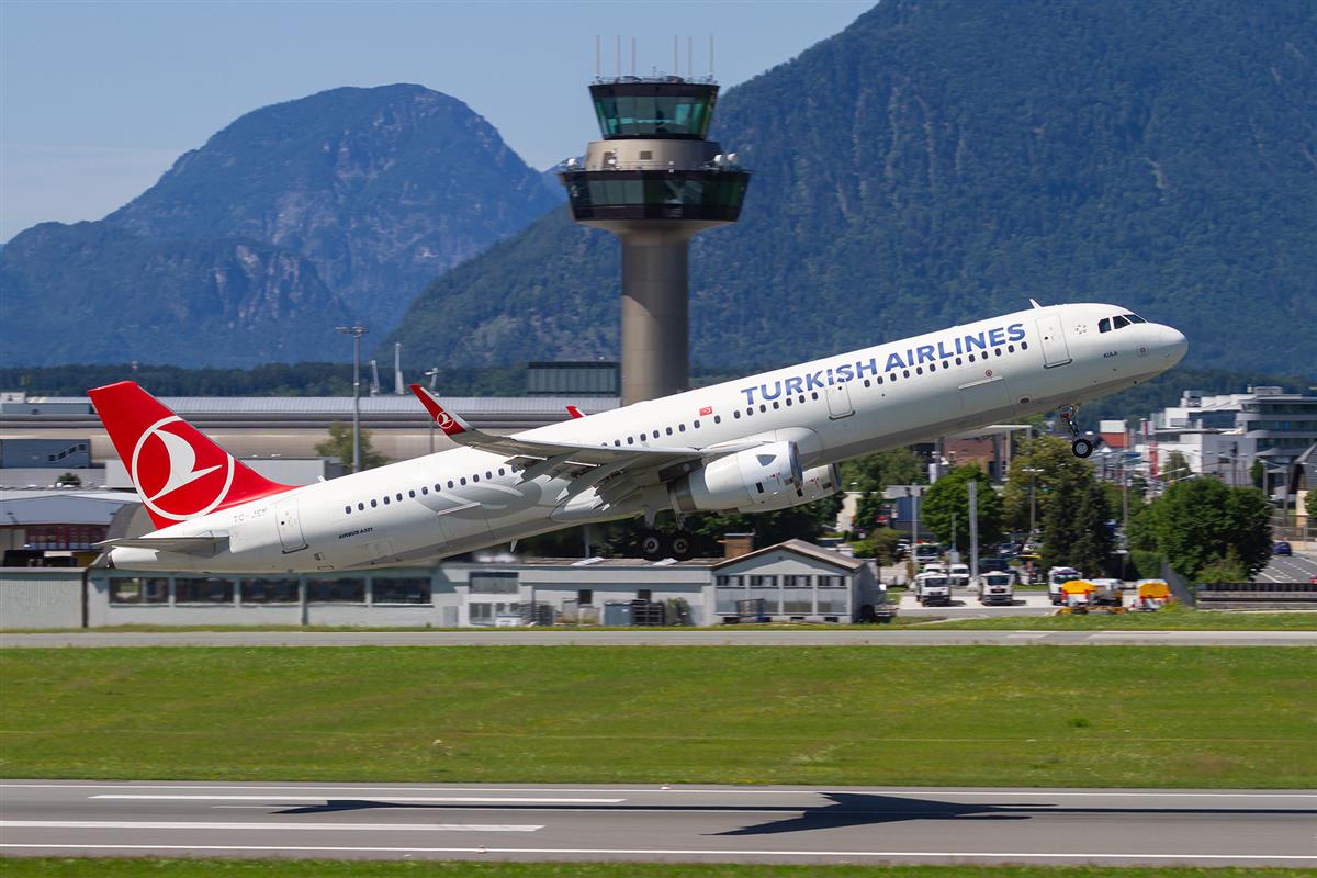 Turkish Airlines am Salzburg Airport   — Foto: Salzburg Airport  