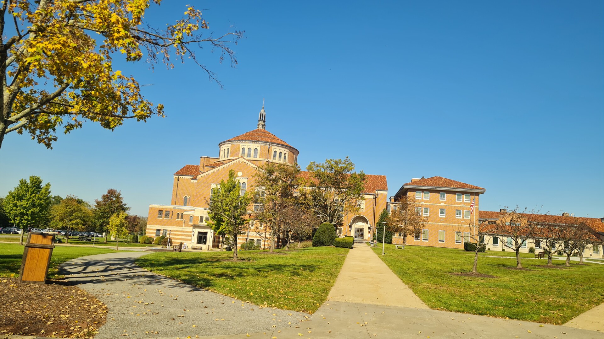 Basilica Of The National Shrine of St. Elizabeth Ann Seton — Foto: Christiane Reitshammer