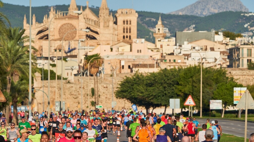 Palma Marathon in Mallorcas Hauptstadt — Foto: Palma Marathon Mallorca