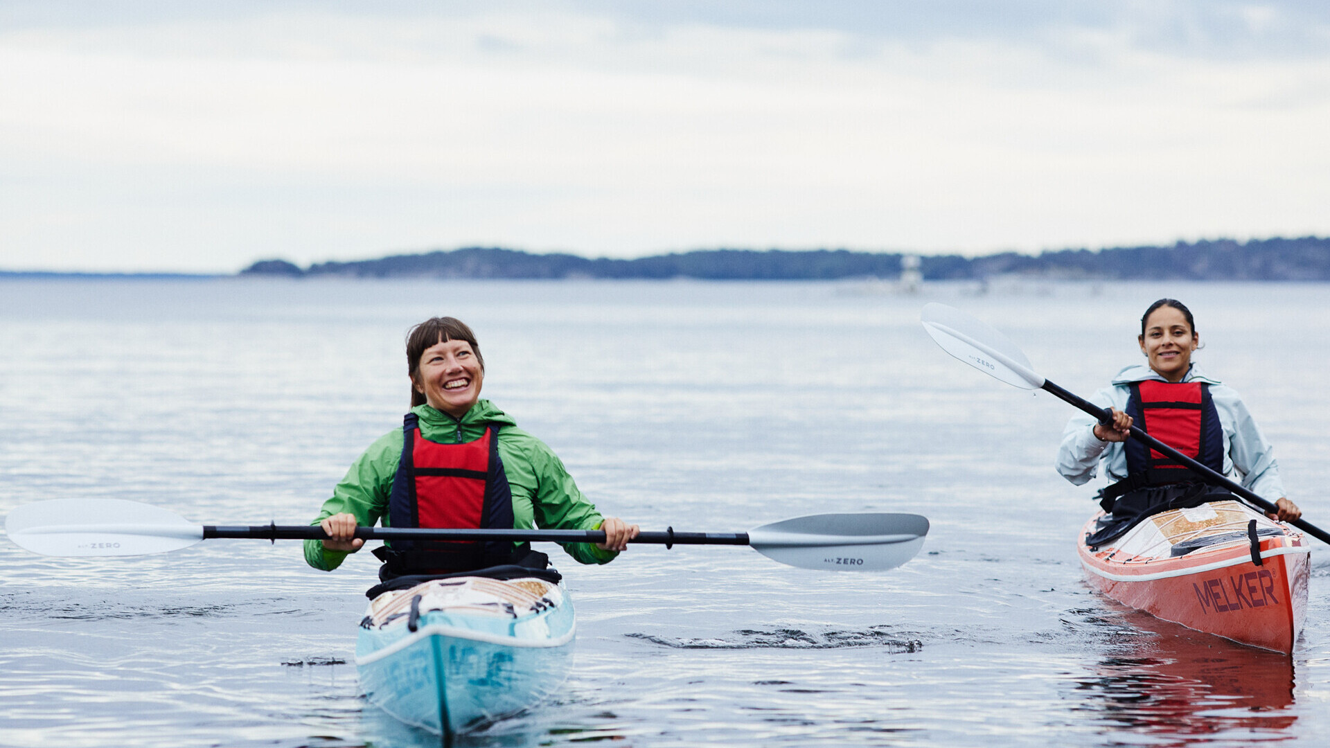 Kayaktour in schwedischen Gewässern — Foto: Lindsten & Nilsson/imagebank.sweden.se