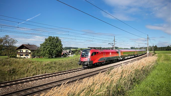 ÖBB Railjet —   Foto: Foto: ÖBB / Harald Eisenberger 