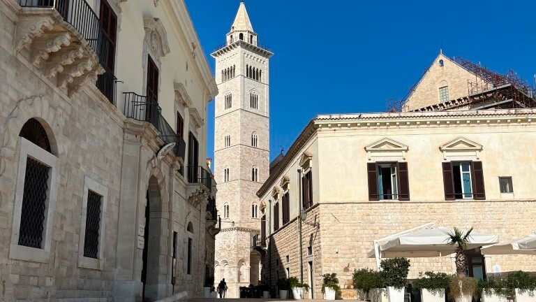 Trani und die Kathedrale — Foto: Wilfried Kropp