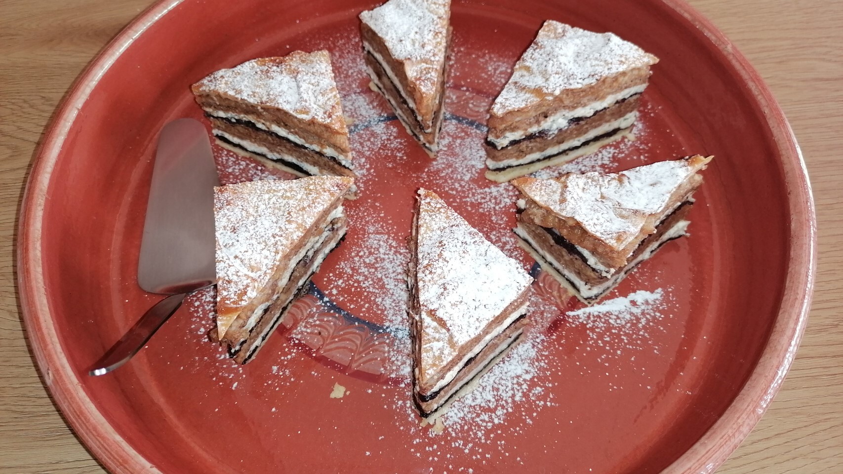 Gibanica – aufwendig zubereiteter Schichtkuchen  — Foto: Martha Steszl