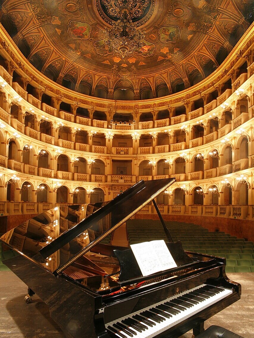 Bologna, Teatro Comunale
 — Foto: Paolo Barone / Cittá-d'Arte 