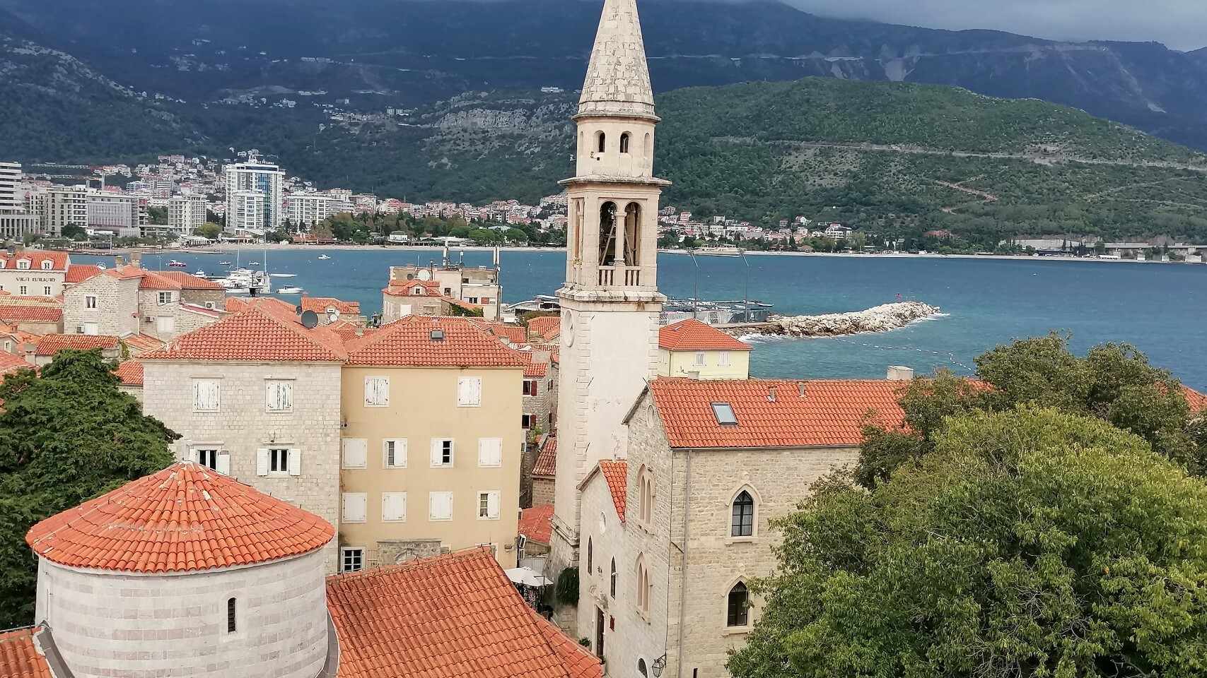 Denkmalgeschützte Altstadt von Budva — Foto: Martha Steszl