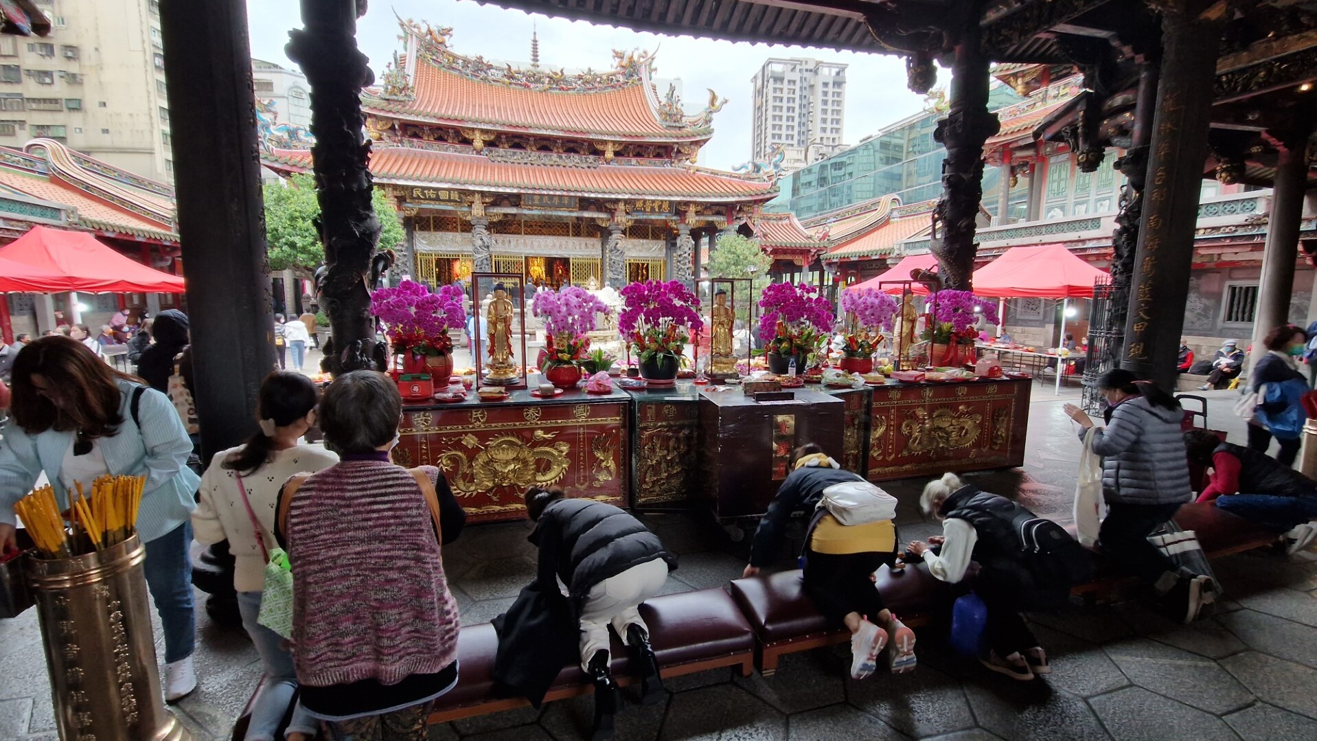 Lohngshan Temple, Taipeh — Foto: Dieter Putz