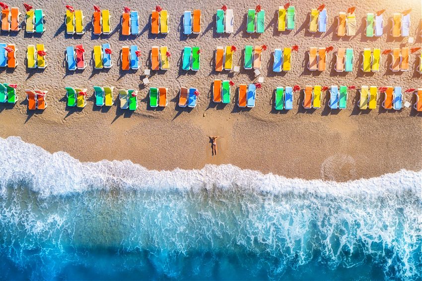 Strandfeeling in der Türkei — Foto: Denis Belitsky / shutterstock.com