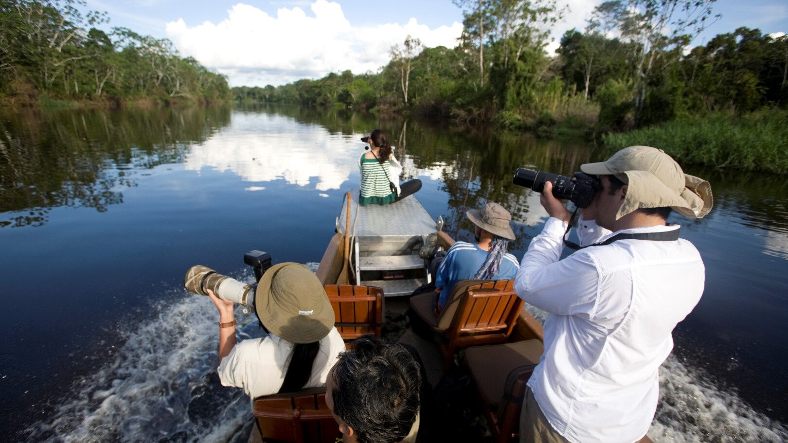 Bootsfahrt am Río Yanayacu, Reserva Nacional Pacaya Samiria — Foto: Gihan Tubbeh / Promperú