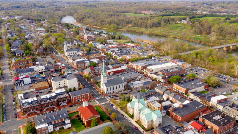 Downtown Fredericksburg   — Foto: City of Fredericksburg VA Department of Economic Development and Tourism 
